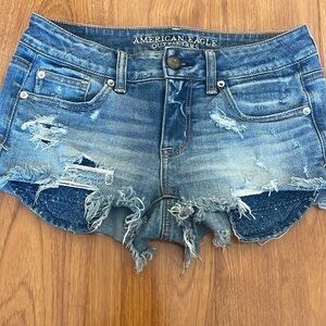 American eagle shorts​​​​​​​ super stretch size 4​